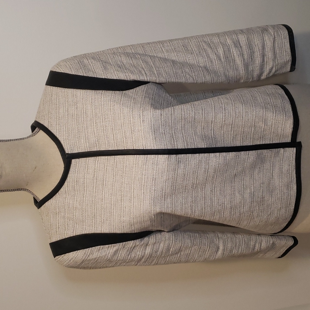 HARVE BENARD Cropped Linen Blazer with Faux Tweed Leather Trim